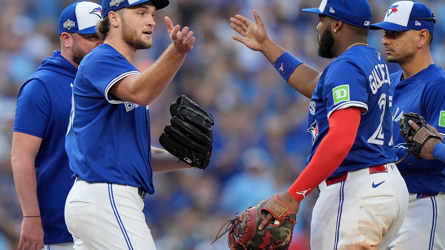 Guerrero Jr. y Yesavage hacen historia en triunfo de Toronto sobre Yankees