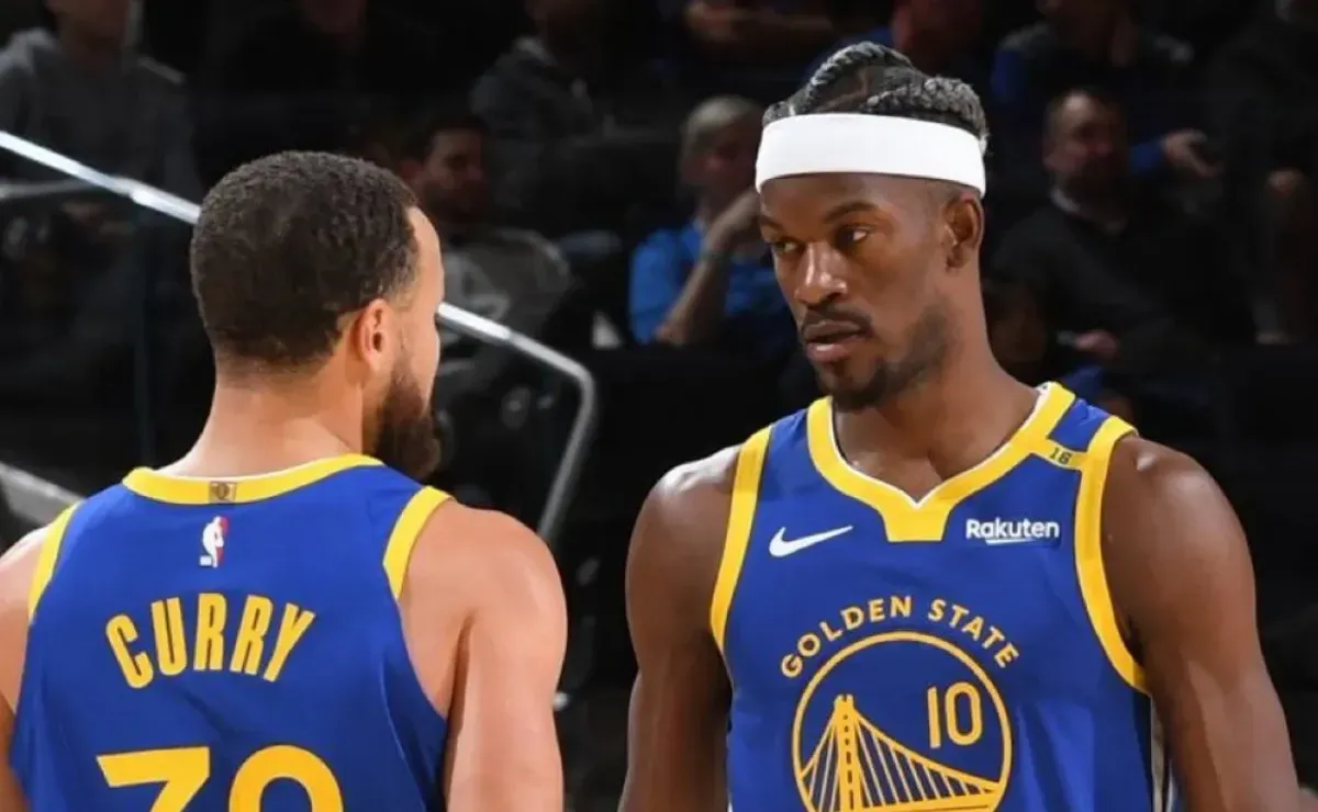 Jimmy Butler deslumbra con 31 puntos y apuesta arriesgada contra Curry