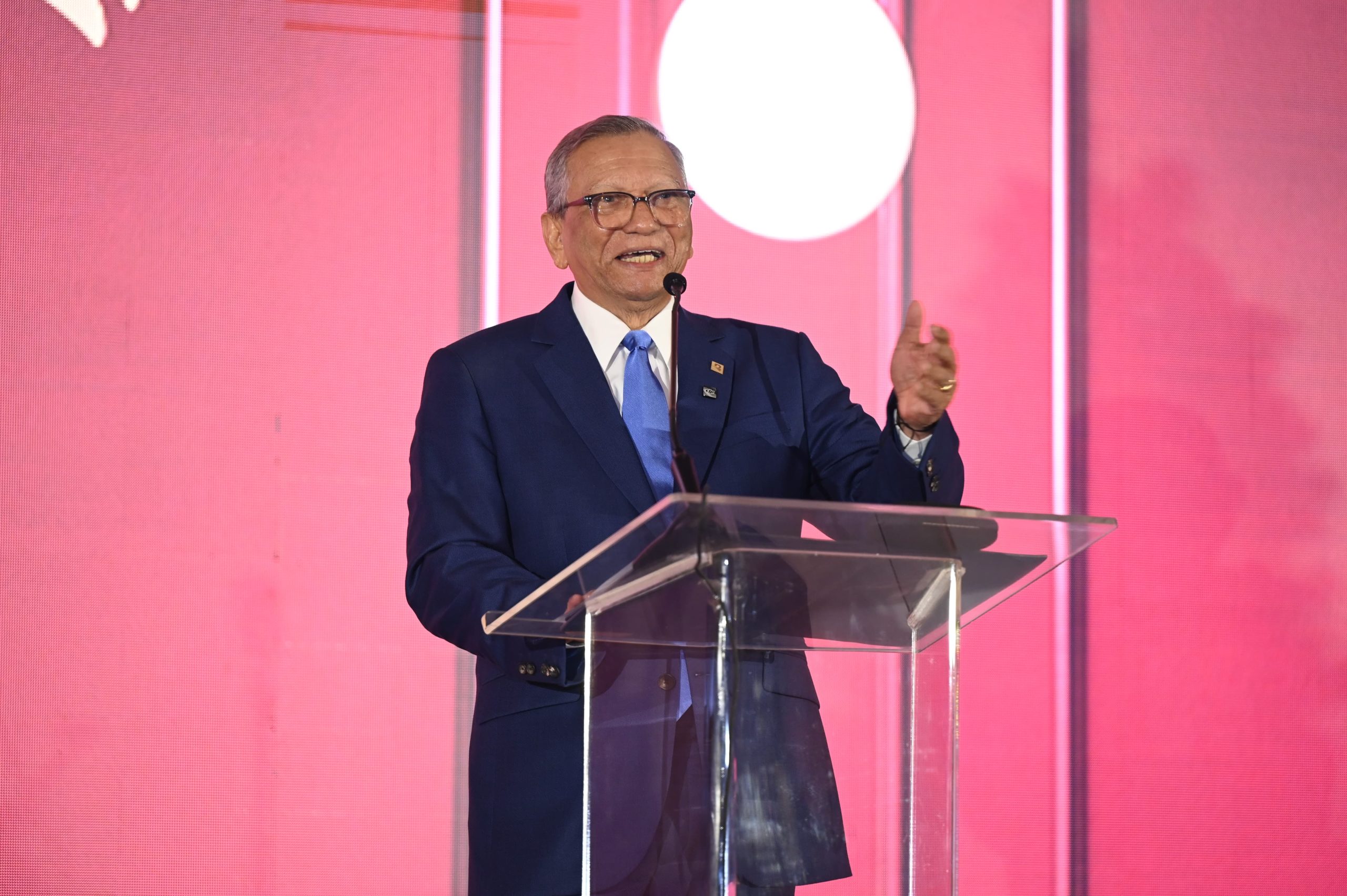 Banreservas lidera el crédito para mujeres y consolida su peso en la banca nacional