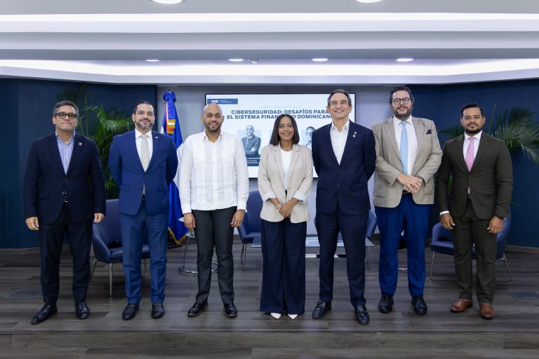 Expertos destacan la educación digital como clave para fortalecer la ciberseguridad financiera
