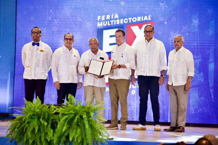 “Oro Verde Cambita” obtiene acreditación histórica