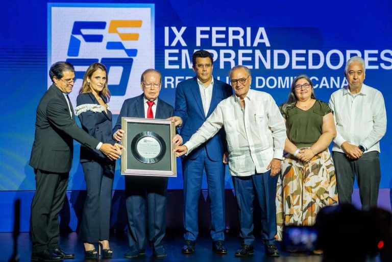 Feria Emprendedores 2025 abre sus puertas como plataforma para la innovación y el talento joven