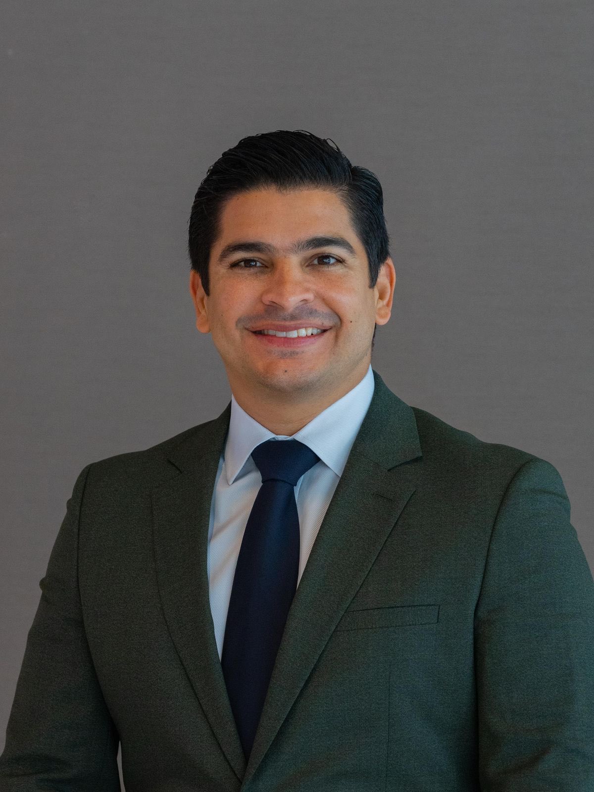 ABINADER DESIGNA A JHAEL ISA TAVÁREZ AL FRENTE DE LA OPRET