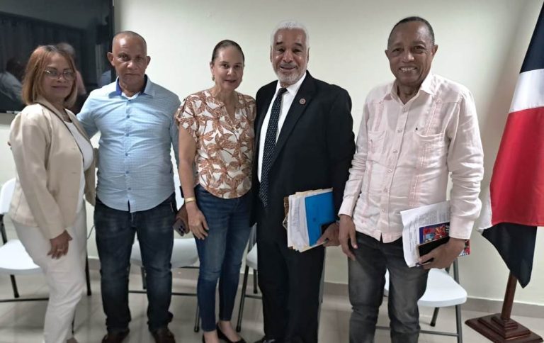 Maestros del PLD en Santiago trazan plan para fortalecer liderazgo magisterial