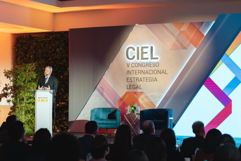 CIEL 2025: Estrategia legal y tecnología marcan el rumbo del futuro jurídico