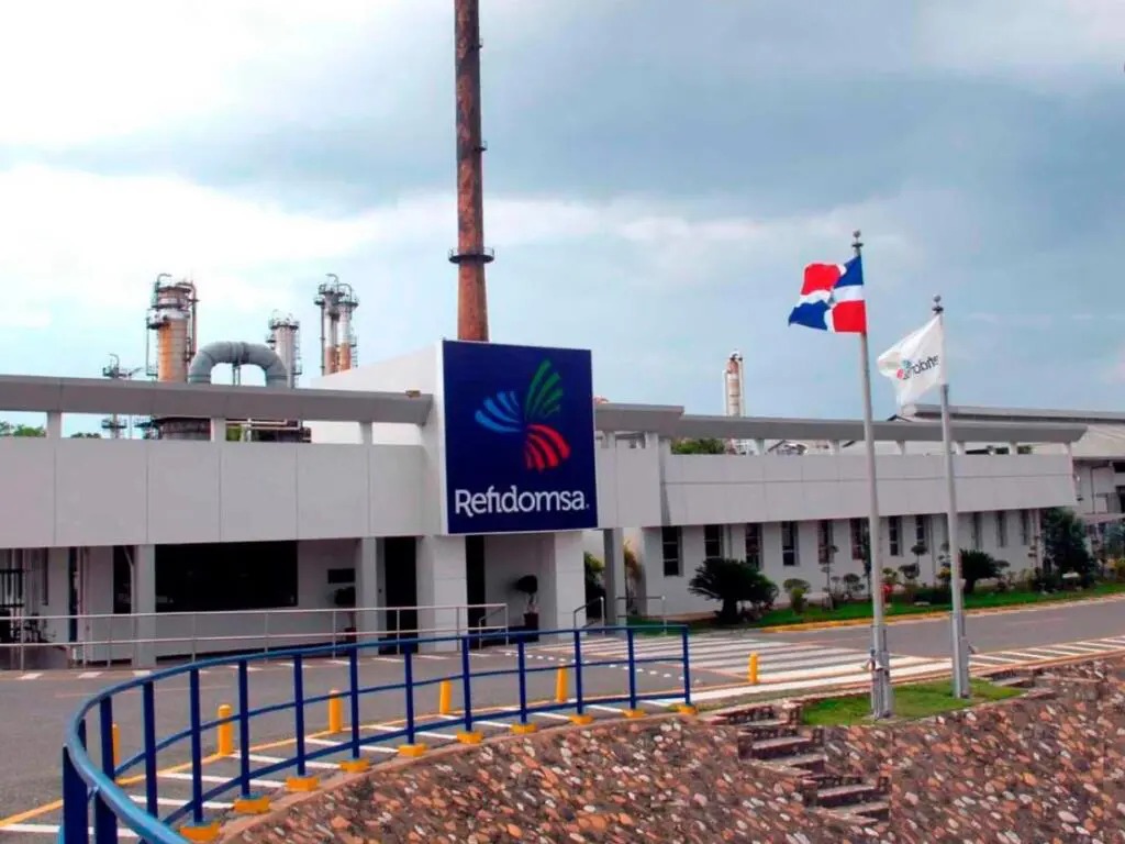 Refidomsa obtiene licencia de reexportación de combustibles