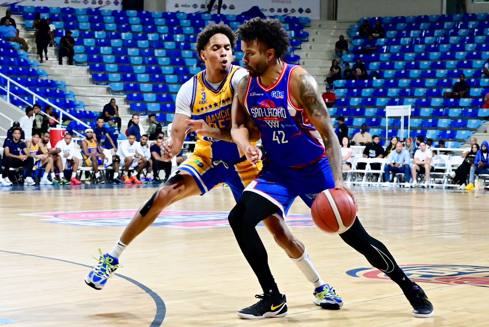 San Lázaro despierta y empata la serie semifinal ante Mauricio Báez