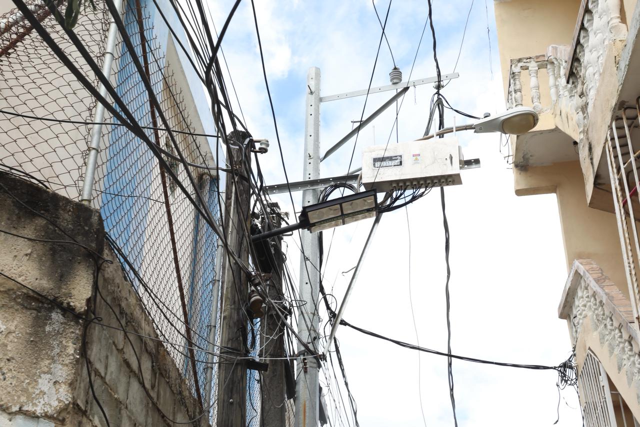 Edeeste inicia renovación integral de redes eléctricas en Capotillo