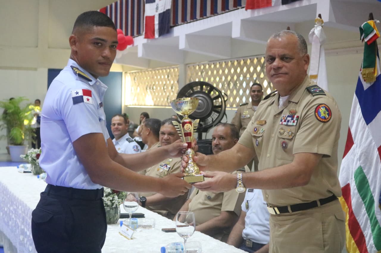 Academia de la Fuerza Aérea conquista los Juegos Deportivos de Cadetes y Guardiamarinas 2025