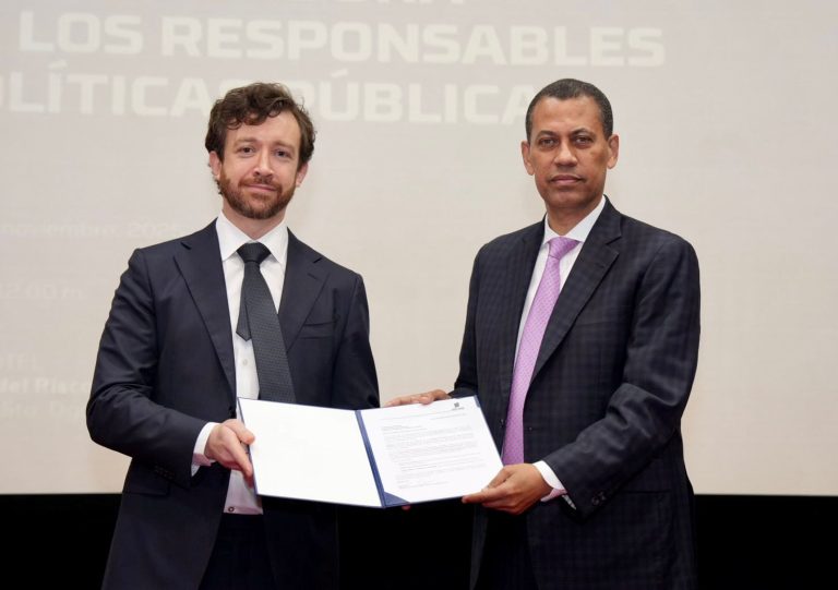 Indotel lanza programa de formación en políticas de conectividad y ciberseguridad en alianza con Ericsson Educate