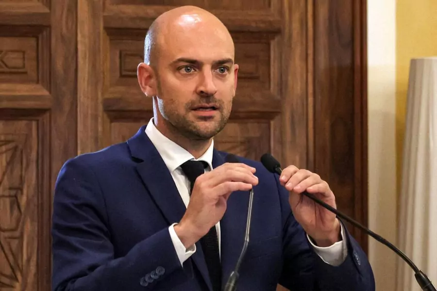 Francia instalará en República Dominicana academia contra el crimen organizado