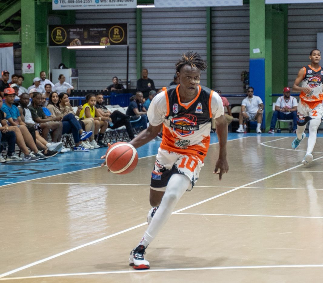 Club Antonio Guzmán avanza a la serie semifinal en el TBS Higüey 2025