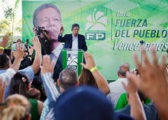 Leonel Fernández suma exgobernador y dirigentes del PRM y PLD a Fuerza del Pueblo en Hermanas Mirabal
