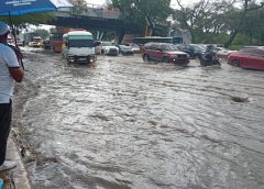 Lluvias provocan inundaciones parciales en la Autopista Las Américas y autoridades activan operativo de prevención