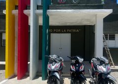 Ejército dominicano intercepta intento de cruce ilegal en la frontera y retiene motocicletas en Elías Piña