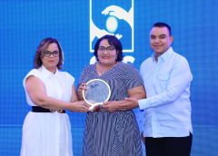 SNS supera los 10 millones de pruebas de laboratorio y reconoce al personal de diagnóstico en República Dominicana