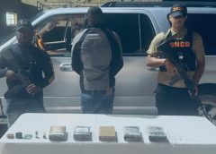 Autoridades dominicanas decomisan más de cinco kilos de presunta cocaína en operativo fronterizo en Pedernales