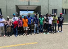 Ejército dominicano intercepta a 11 migrantes haitianos en operativo fronterizo en Elías Piña