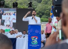 Senador Gustavo Lara destaca el potencial ecoturístico de Los Cacaos en la celebración de su centenario