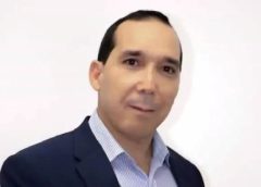 Ángel Puello pide revisar textos escolares ante advertencias sobre enseñanza de la historia dominicana