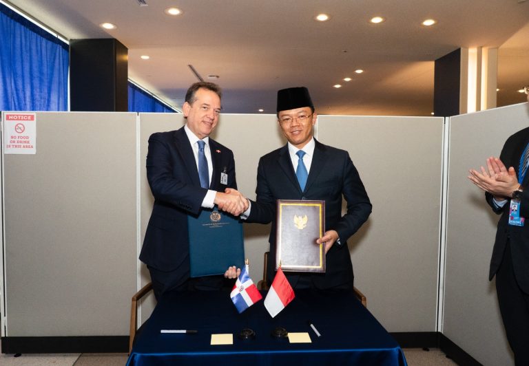 República Dominicana establece relaciones diplomáticas con Somalia y firma acuerdo de visado con Indonesia