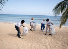 Fundación Cap Cana retira más de 677 kilos de residuos durante jornada de limpieza en Playa Macao