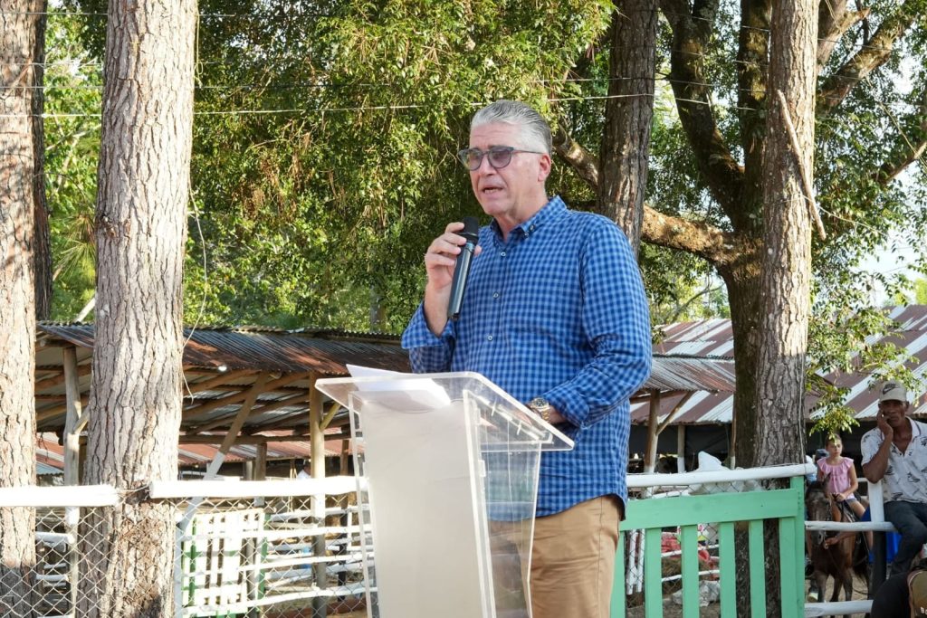 Eric Rivero plantea integrar turismo y agro para ampliar el consumo de alimentos dominicanos