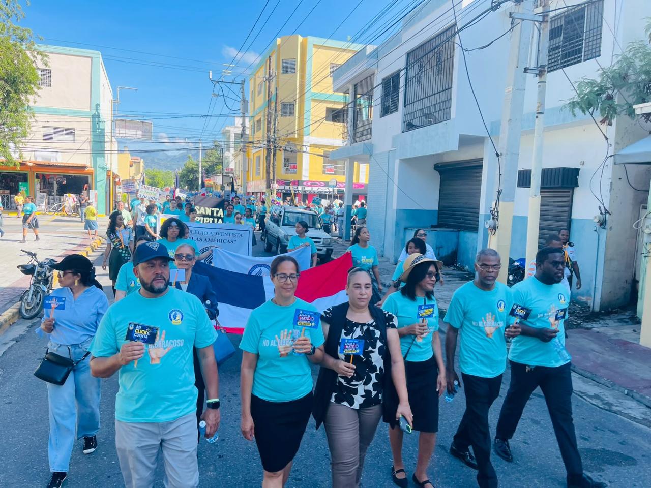 Educación adventista lanza en Azua programa nacional contra el ciberacoso
