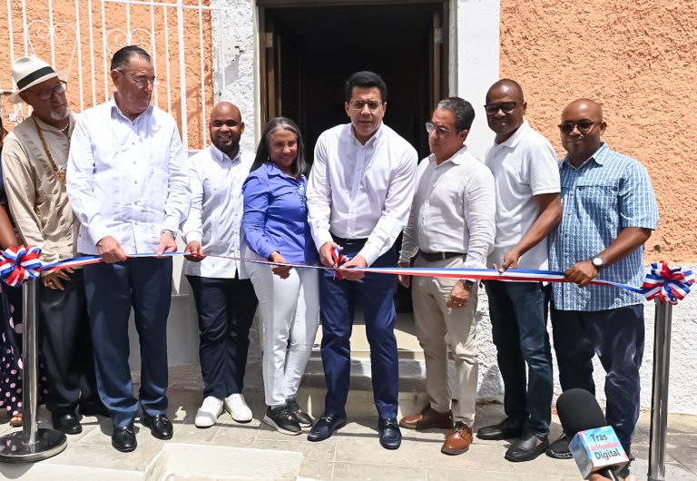 David Collado entrega 254 viviendas y fachadas renovadas en la Ciudad Colonial de Santo Domingo