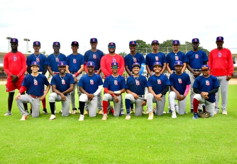 Kelvin Cruz felicita a la selección dominicana Sub-15 por conquistar la plata en el Mundial de Béisbol