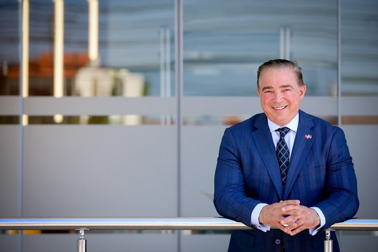 Héctor Porcella Dumas asume coordinación nacional del sector externo que respalda a David Collado para 2028