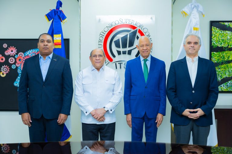 ITSC reúne a líderes educativos para debatir el impacto de la inteligencia artificial en la enseñanza