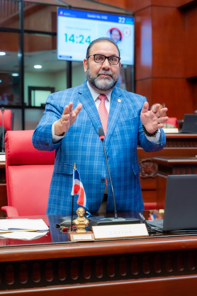 Rogelio Genao pide al Gobierno un plan urgente para proteger el arroz dominicano ante el DR-CAFTA