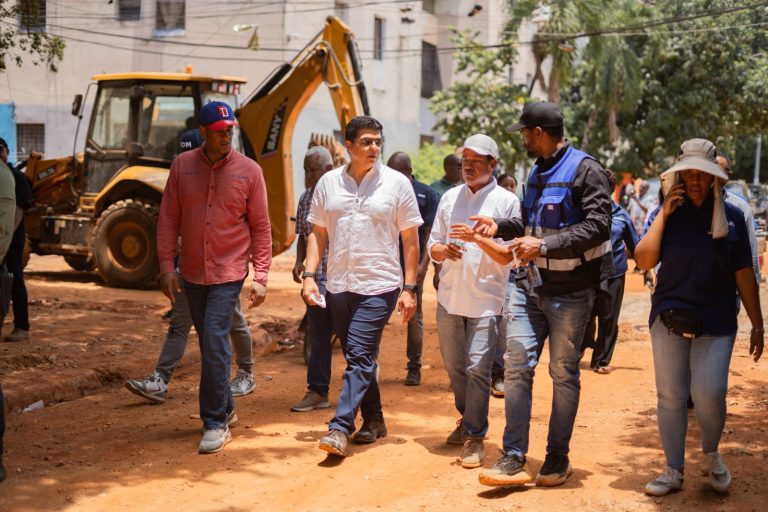 CAASD rehabilita redes de agua y alcantarillado en cinco sectores del Distrito Nacional