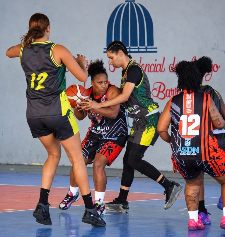 Águilas y Élites de Yamasá elevan invicto a 5-0 en el Torneo Nacional Basket Femenino