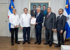 Senado recibe propuesta de ley para regular el uso del territorio y orientar el desarrollo de República Dominicana