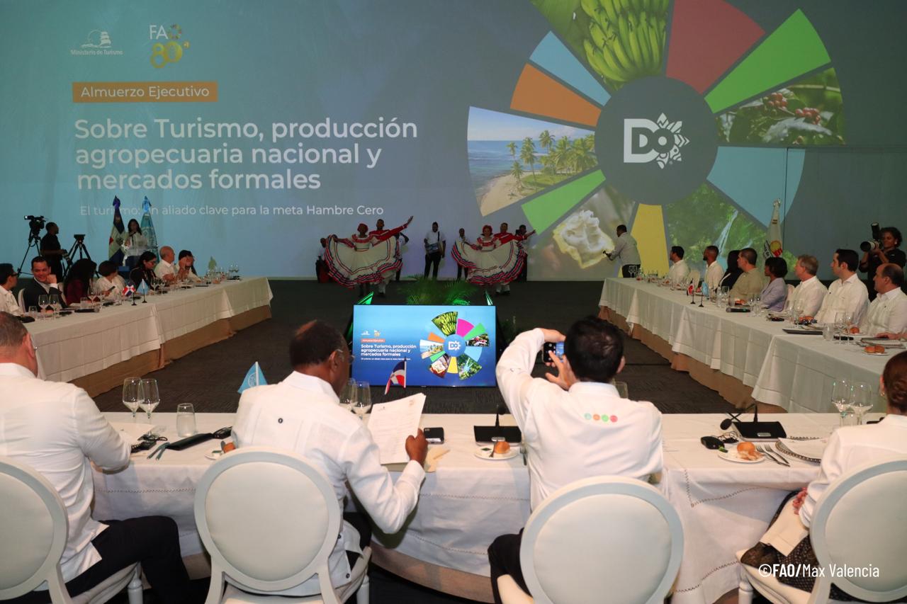 FAO y Turismo analizan cómo la industria turística contribuye a la seguridad alimentaria en República Dominicana