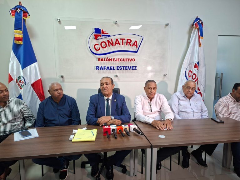 Antonio Marte propone que aumento del marbete se aplique principalmente a vehículos de lujo